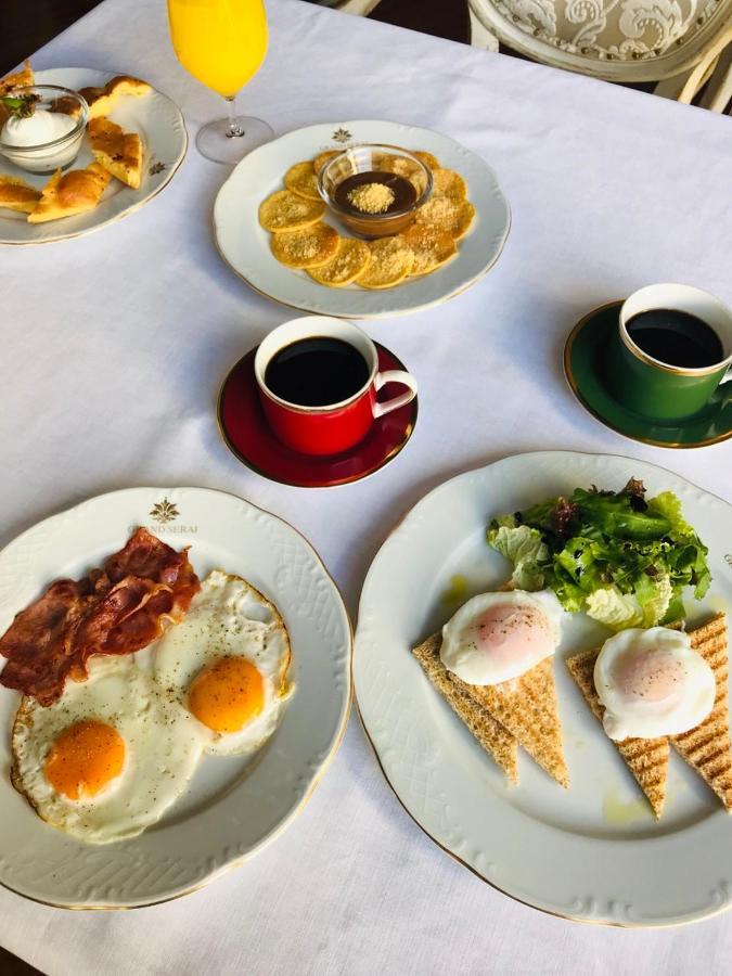 Grand Serai Congress And Spa Янина Экстерьер фото Breakfast at the Hotel de Ville